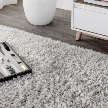 Aydin Solid Plush Shag Area Rug